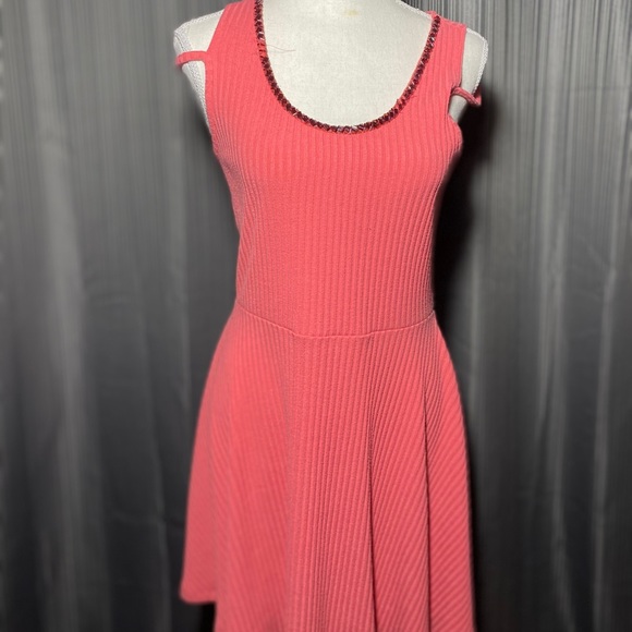 baby pink mini dress - Picture 11 of 12